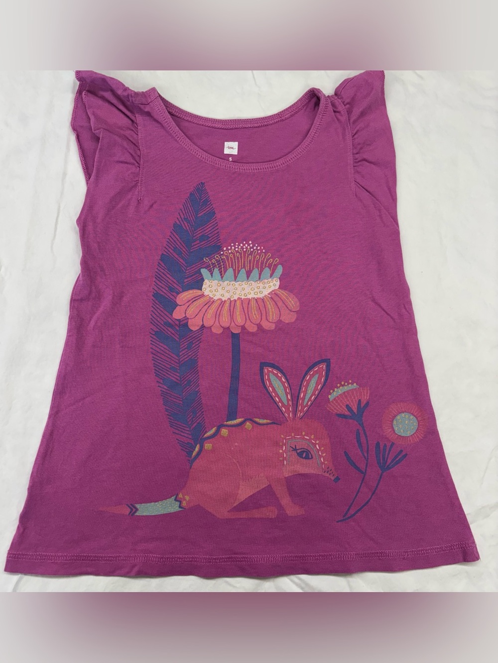 Tea Collection Bilby Graphic Tee Pink Flutter Short Sleeve Girls Size 5